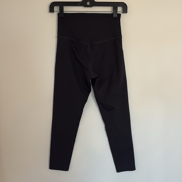 Girlfriend Collective Compressive Leggings - Picture 8 of 9